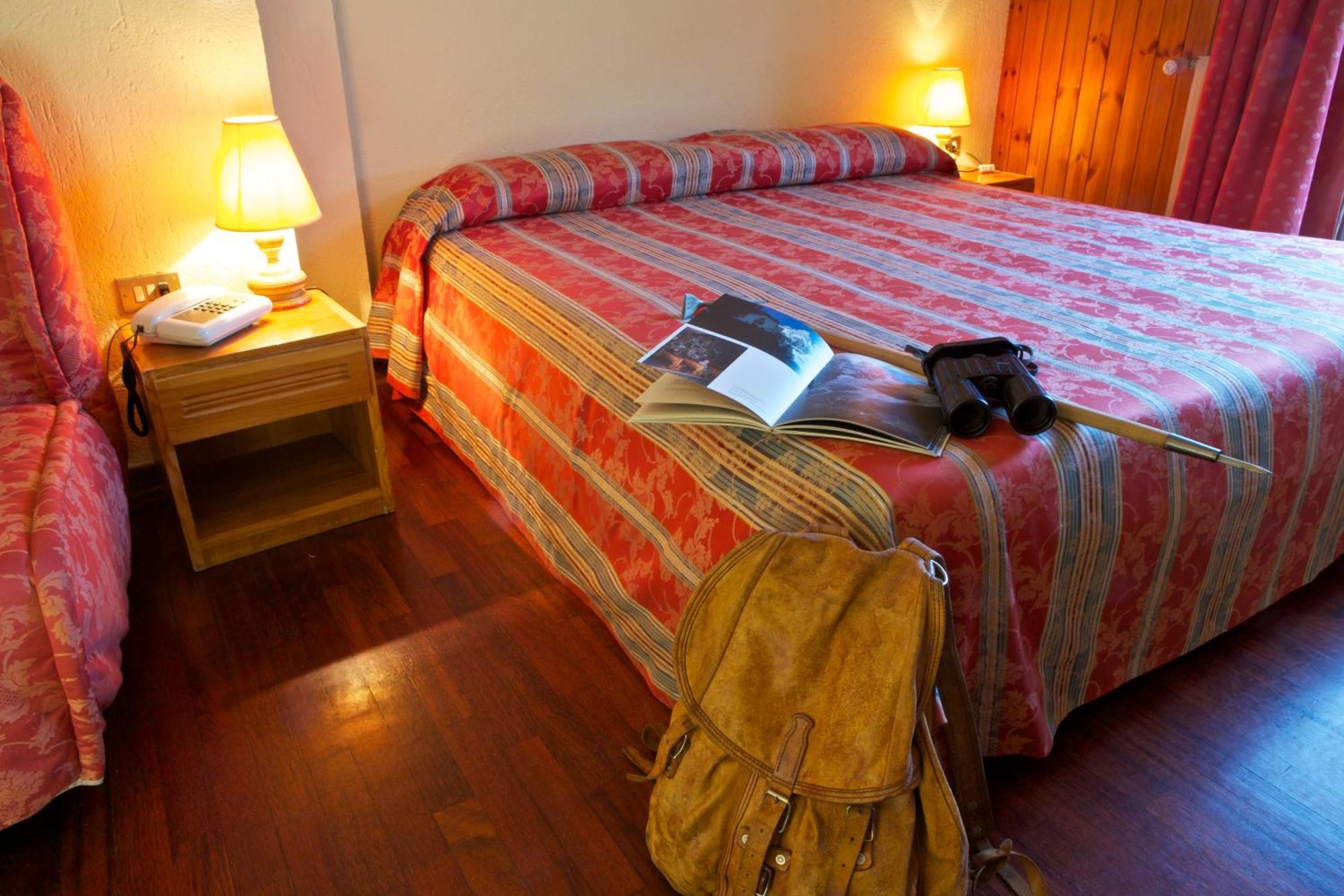 Hotel Dolonne Courmayeur Cameră foto